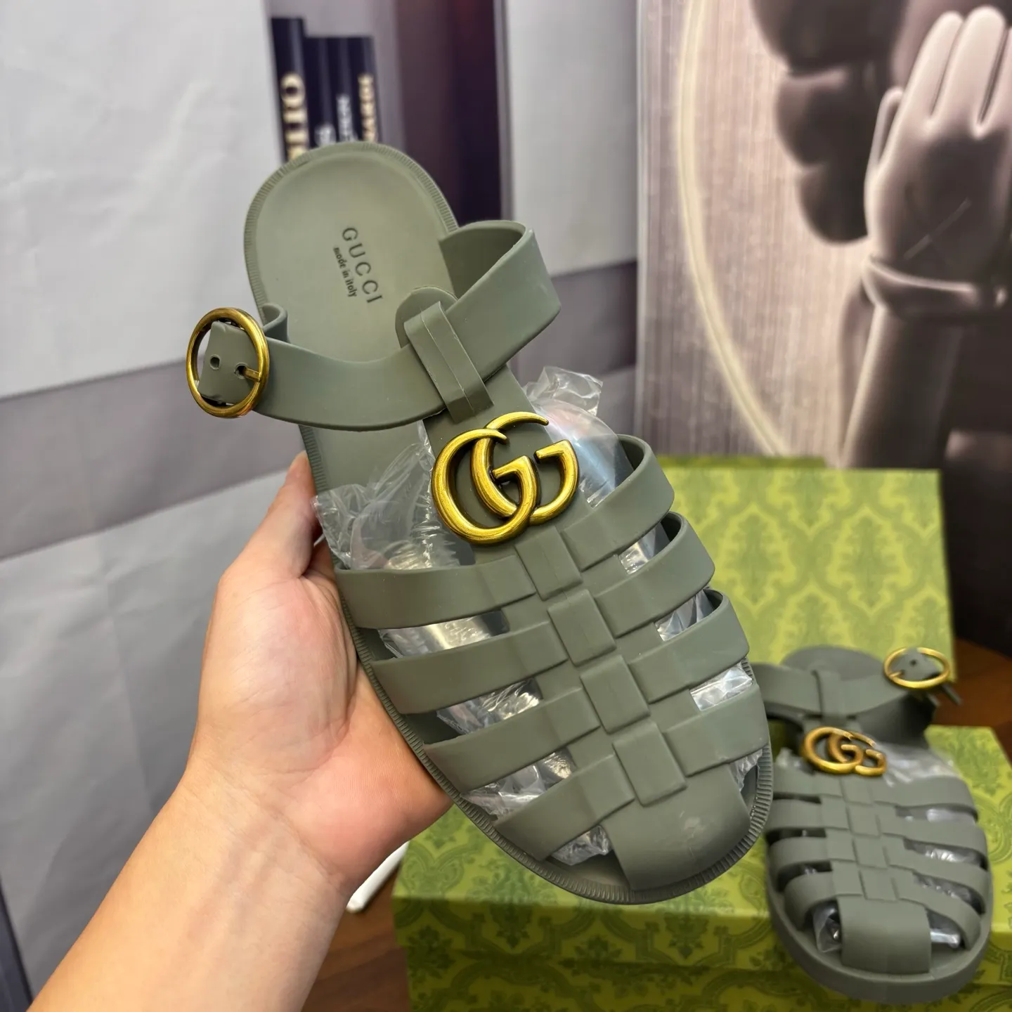 Men's shoes 260💰 [Gucci] Counter quality, top-quality original goods, real photos! Original TPU material, fine workmanship, comfortable; genuine 1:1 replica Size: 38 ~ 46